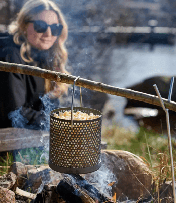 Hällmark Popcorn Casserole