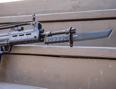 SOG BAR15T Tanto Bayonet - Svart