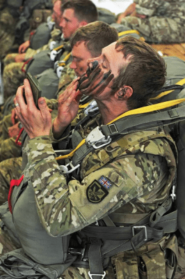 BCB Chameleon Camo Compact - Green/Black/Brown