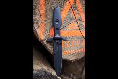 Extrema Ratio ERMES Black Operational
