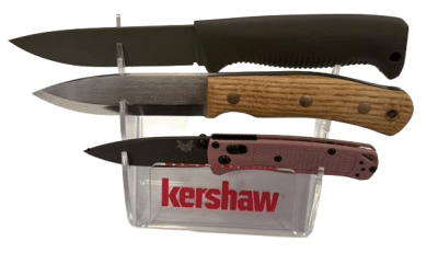 Buck Knife Stand for 3 Knifes