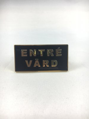 Bricka Entrevärd med Militärklämma