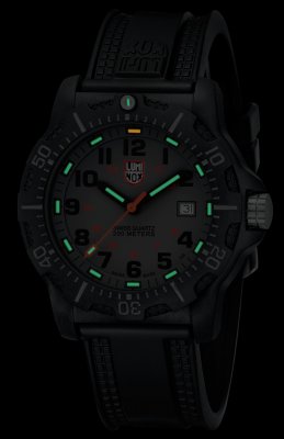 Black Ops Carbon modell 8802