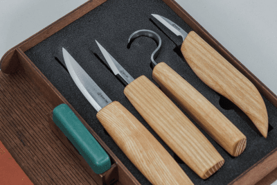 BeaverCraft S09Set of 4 Knives in a Book Case
