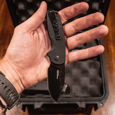 SOG Stout SJ Clip Point - Blackout