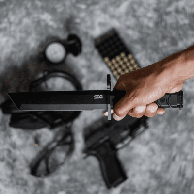 SOG BAR15T Tanto Bayonet - Svart